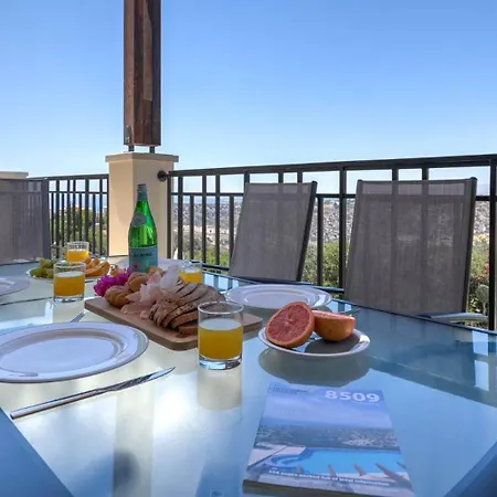 Modern Oceanus, Theseus Village, Aphrodite Hills Apartman