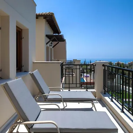 Modern Oceanus, Theseus Village, Aphrodite Hills * Kúklia