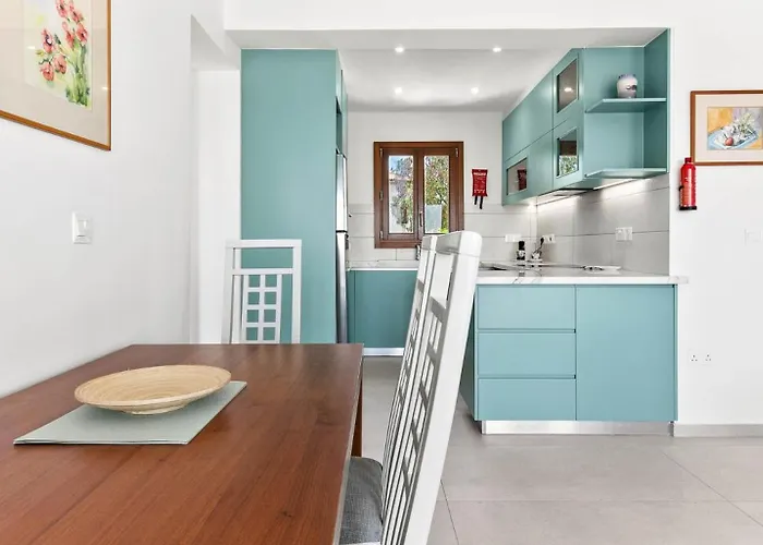 Modern Oceanus, Theseus Village, Aphrodite Hills Lägenhet