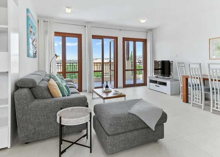 Modern Oceanus, Theseus Village, Aphrodite Hills * Куклия